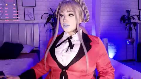 Snapshot of greennbella chatting on 09.19.25 online show from 09.19.25