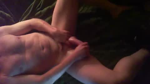 Snapshot of greenrooster1 chatting on 01.09.26 greenrooster1 online show from 01.09.26