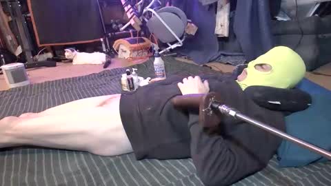 Snapshot of gregbball1 chatting on 01.01.25 electrogee1 online show from 01.01.25