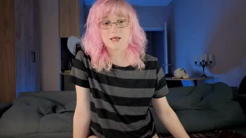 Greg-independent model online show from 05.24.26