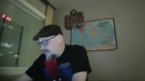 Snapshot of gregrev chatting on 01.12.25 gregrev online show from 01.12.25