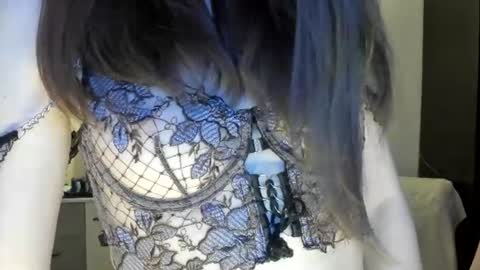 Snapshot of gretamiln chatting on 07.15.26 Greta online show from 07.15.26