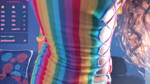 Snapshot of grettel__ chatting on 11.01.25 Gretel online show from 11.01.25