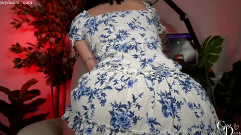 Snapshot of greydesire69 chatting on 11.07.25 2 online show from 11.07.25