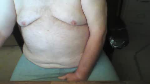 Snapshot of greyghost04 chatting on 10.05.25 greyghost04 online show from 10.05.25