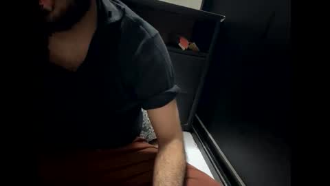 Snapshot of greymen2020 chatting on 03.01.26 greymen2020 online show from 03.01.26