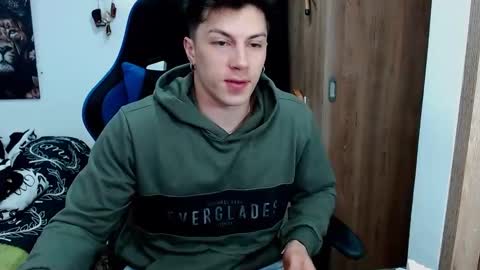 Snapshot of griego01 chatting on 12.10.24 griego01 online show from 12.10.24