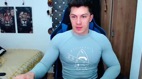 Snapshot of griego01 chatting on 12.18.24 griego01 online show from 12.18.24