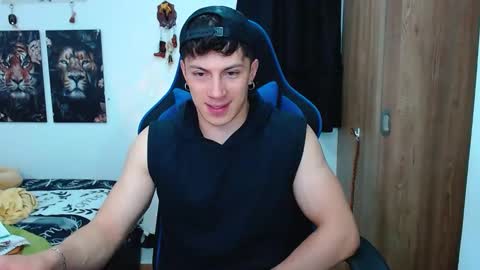 Snapshot of griego01 chatting on 01.31.25 griego01 online show from 01.31.25