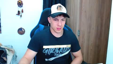 Snapshot of griego01 chatting on 02.10.25 griego01 online show from 02.10.25