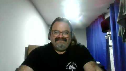 Snapshot of griegozorbatos chatting on 10.12.25 griegozorbatos online show from 10.12.25