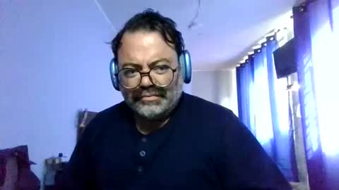 Snapshot of griegozorbatos chatting on 04.19.26 griegozorbatos online show from 04.19.26