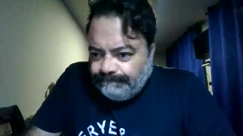 Snapshot of griegozorbatos chatting on 05.01.26 griegozorbatos online show from 05.01.26