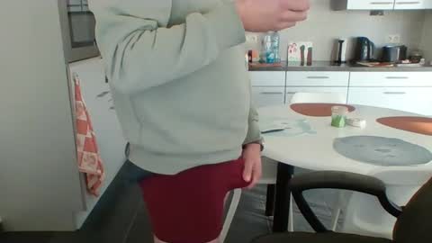 Snapshot of griesie chatting on 02.18.25 Griesie online show from 02.18.25