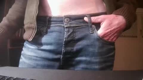 Snapshot of grimbergen123 chatting on 11.07.25 Grim online show from 11.07.25