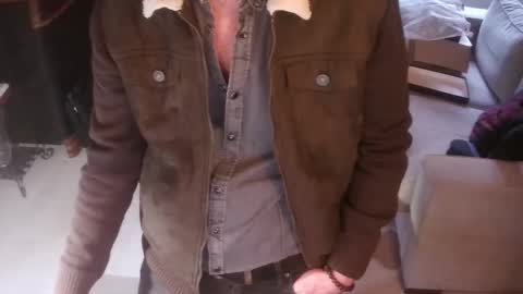 Snapshot of grimbergen123 chatting on 11.23.25 Grim online show from 11.23.25