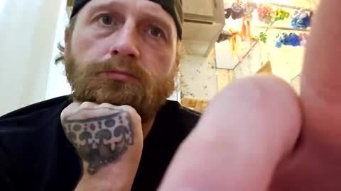 Snapshot of grimmunknown666 chatting on 11.23.25 grimmunknown666 online show from 11.23.25