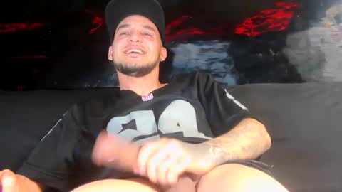 Gripthahips online show from 02.14.25