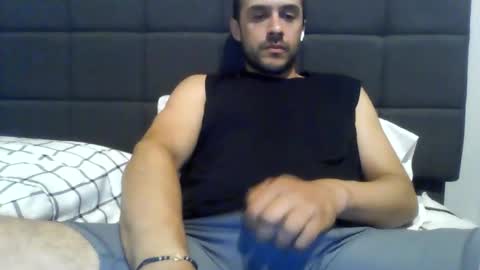 grnde789 online show from 08.08.26