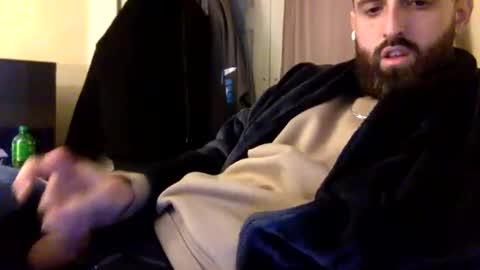 Snapshot of grobs123 chatting on 12.04.25 grobs123 online show from 12.04.25