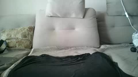 Snapshot of grossmanmeir chatting on 04.04.26 grossmanmeir online show from 04.04.26