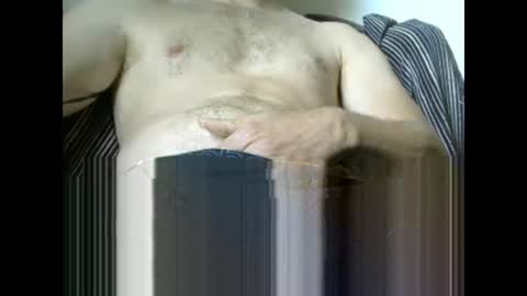 Snapshot of growbaguk chatting on 10.24.25 growbaguk online show from 10.24.25