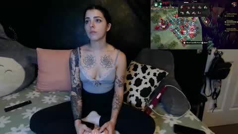 Snapshot of grumpytwo chatting on 11.03.25 grumpytwo online show from 11.03.25