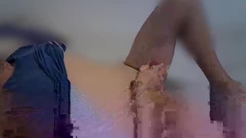 Snapshot of grzesiek130883 chatting on 12.01.24 grzesiek130883 online show from 12.01.24