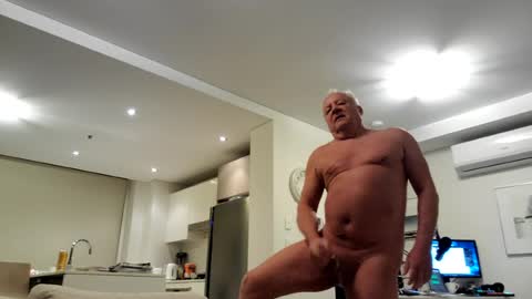 gstring_aussie_phil online show from 06.28.26