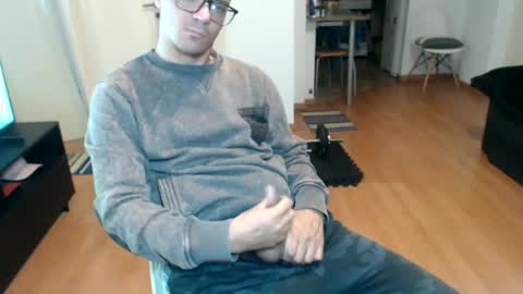 Snapshot of guachin_new chatting on 06.26.26 guachin_new online show from 06.26.26