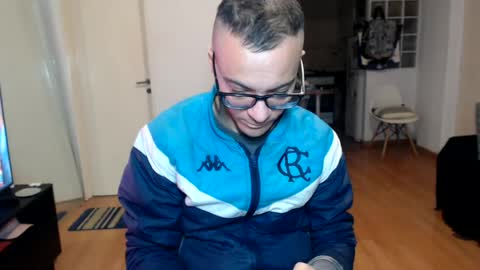 Snapshot of guachin_new chatting on 07.26.26 guachin_new online show from 07.26.26