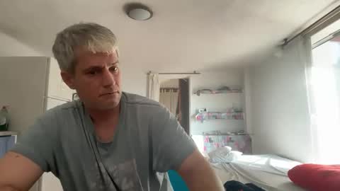 guardiannif_ online show from 02.17.26