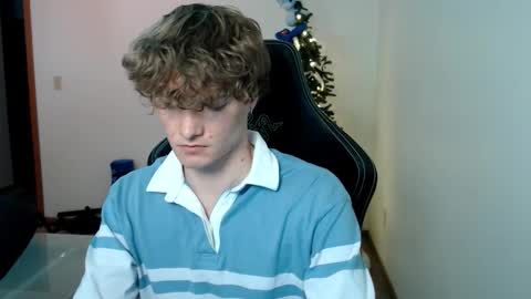 Snapshot of gucciboi4 chatting on 01.06.26 gucciboi4 online show from 01.06.26