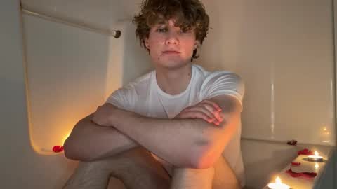 Snapshot of gucciboi4 chatting on 02.07.26 gucciboi4 online show from 02.07.26