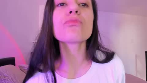 Elena online show from 03.10.25