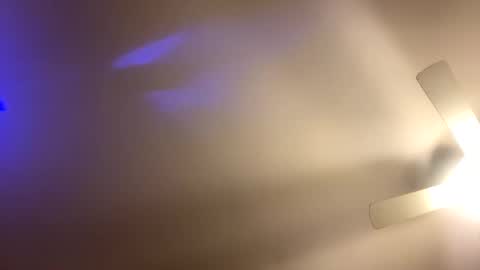 Snapshot of guerra938644 chatting on 02.25.25 BulgeAddiction online show from 02.25.25