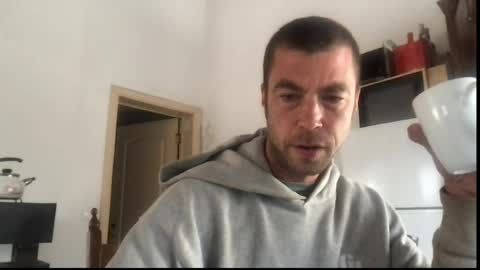 Snapshot of gugaballs chatting on 05.19.26 GugaBalls online show from 05.19.26