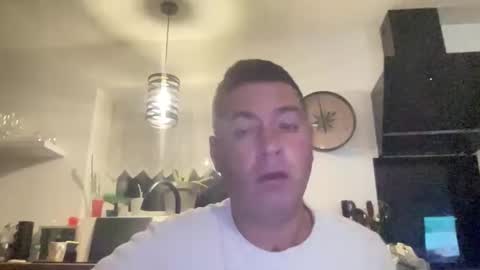 guil0 online show from 10.07.25