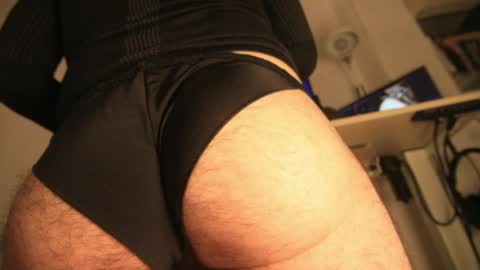 Snapshot of guillern chatting on 04.03.26 guillern online show from 04.03.26