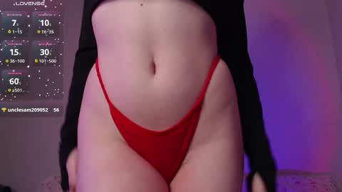 Snapshot of guilty_pleasureee chatting on 02.18.25 Marta online show from 02.18.25