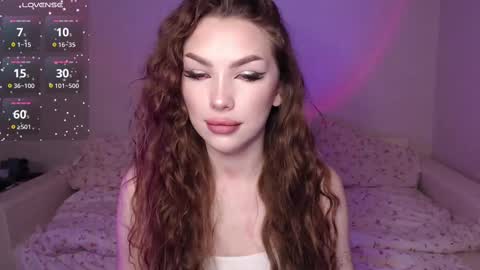 Snapshot of guilty_pleasureee chatting on 02.23.25 Marta online show from 02.23.25