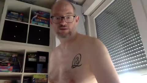 gummicasual online show from 02.21.25