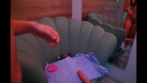 gummyluv online show from 02.15.26