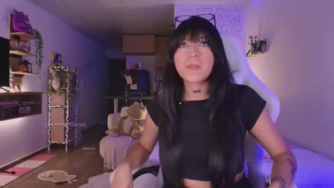    S                                    online show from 06.24.26