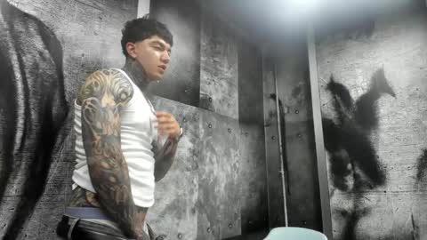 Snapshot of gury_tattoo chatting on 05.22.26 Gury online show from 05.22.26