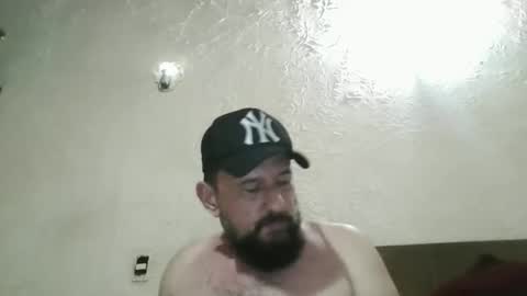 Snapshot of gustavo1350 chatting on 10.24.25 gustavo1350 online show from 10.24.25