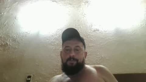 Snapshot of gustavo1350 chatting on 11.16.25 gustavo1350 online show from 11.16.25