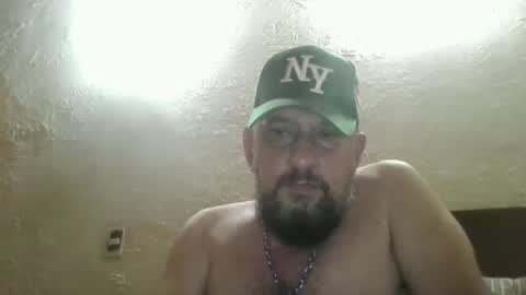 Snapshot of gustavo1350 chatting on 01.18.26 gustavo1350 online show from 01.18.26