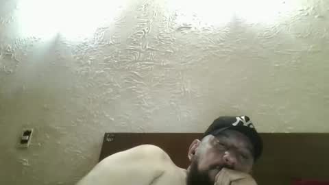 Snapshot of gustavo1350 chatting on 02.05.26 gustavo1350 online show from 02.05.26