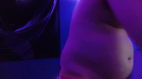 Snapshot of gutlvr chatting on 12.20.24 gutlvr online show from 12.20.24